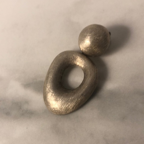 Vintage handcrafted sterling hollow pendant - Picture 1 of 6